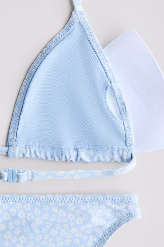 Треугольное бикини