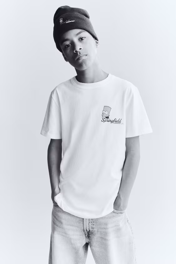 Шапка с аппликацией