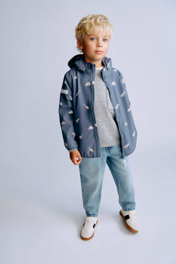 Ветровка из водоотталкивающего мембранного материала