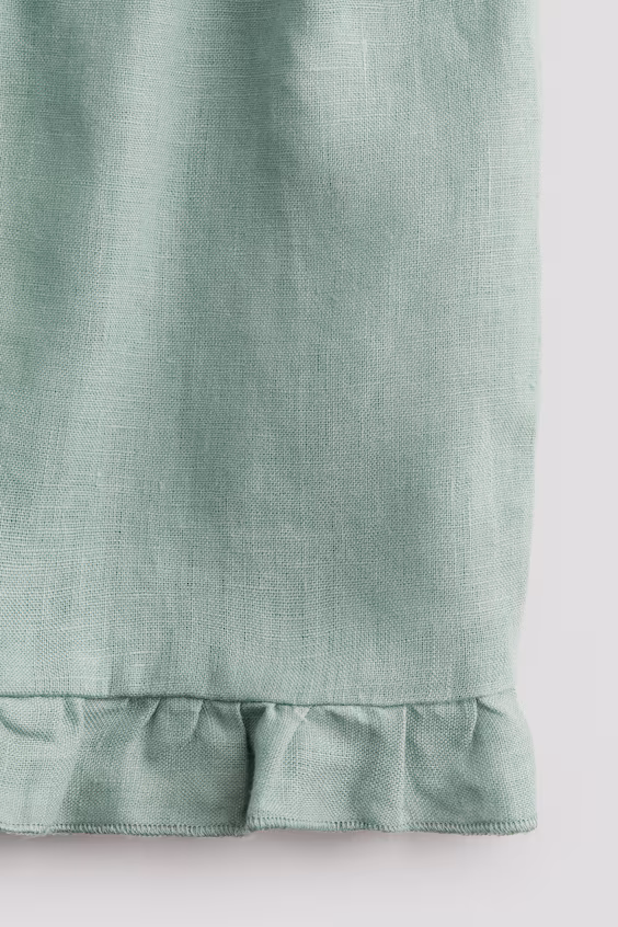 Шорты из льна с оборками