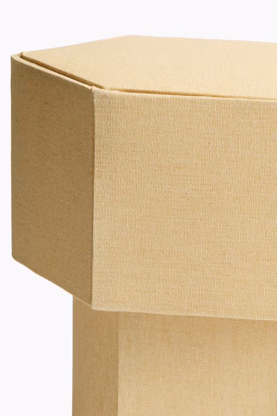 Гексагональная настольная лампа