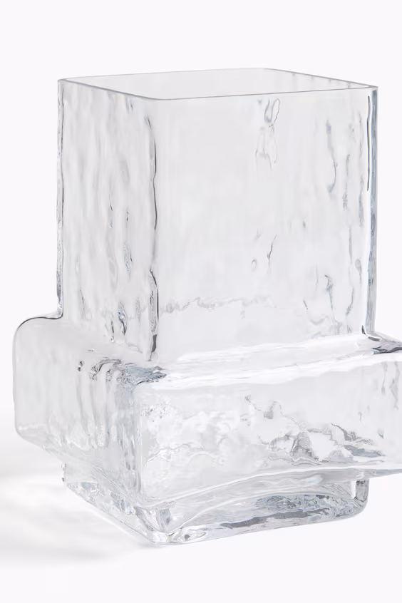 Ваза из текстурированного стекла