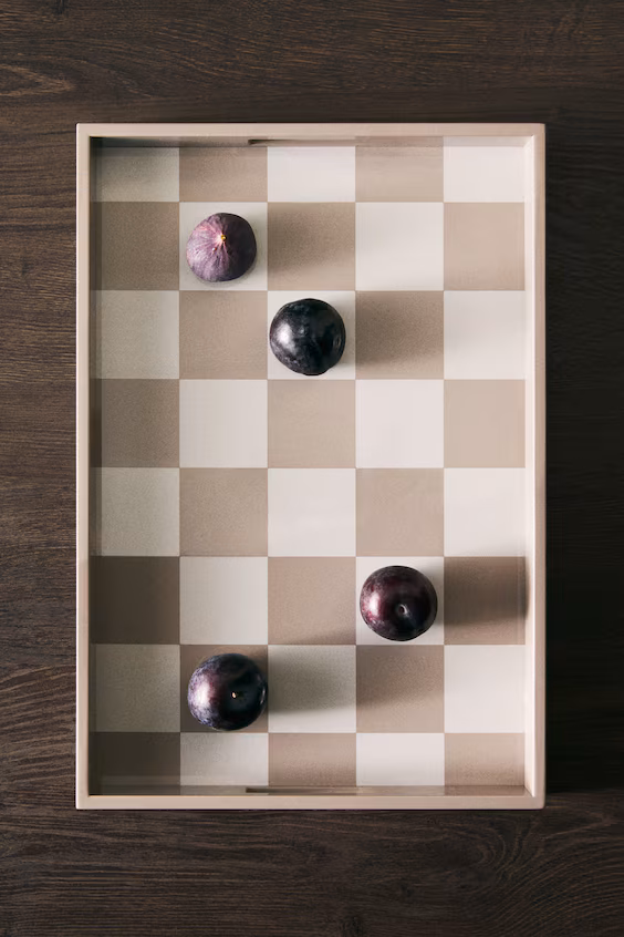 Лакированный поднос