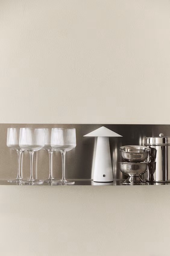 Набор из 4 бокалов для вина со струйным эффектом