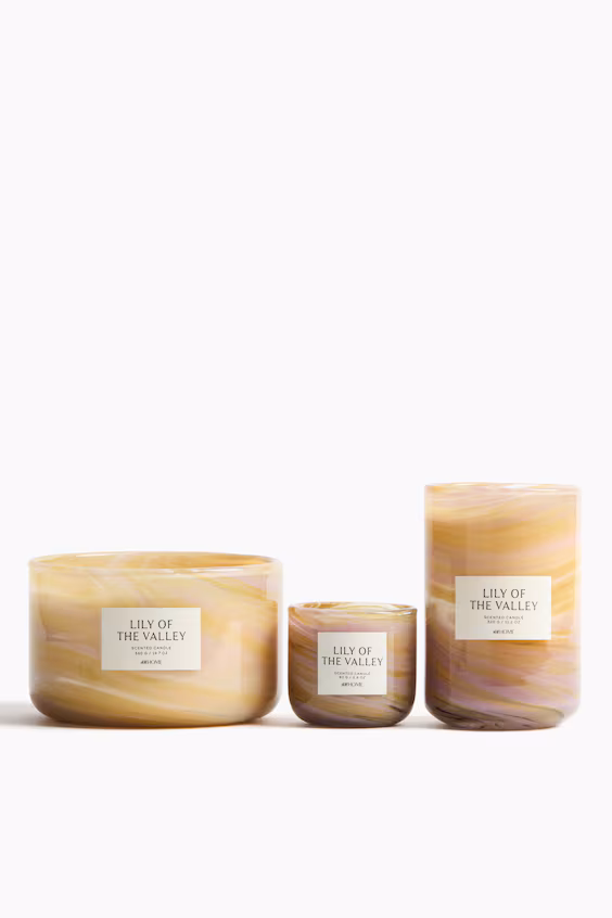 Ароматическая свеча в стеклянной подставке