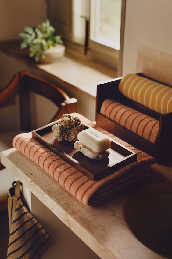 Полотенце для рук в полоску