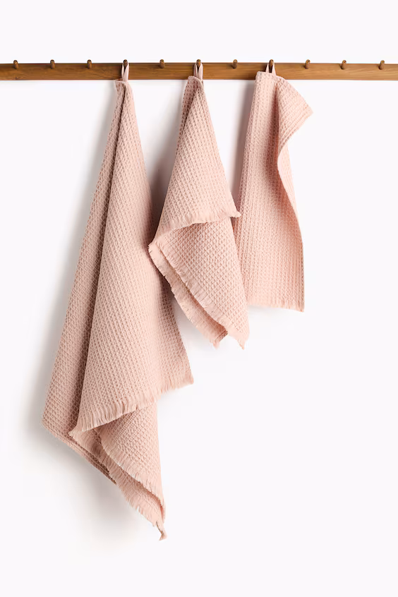 Полотенце для рук в ячеистом дизайне