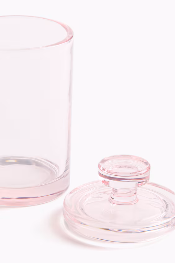 Банка из узкого стекла с крышкой