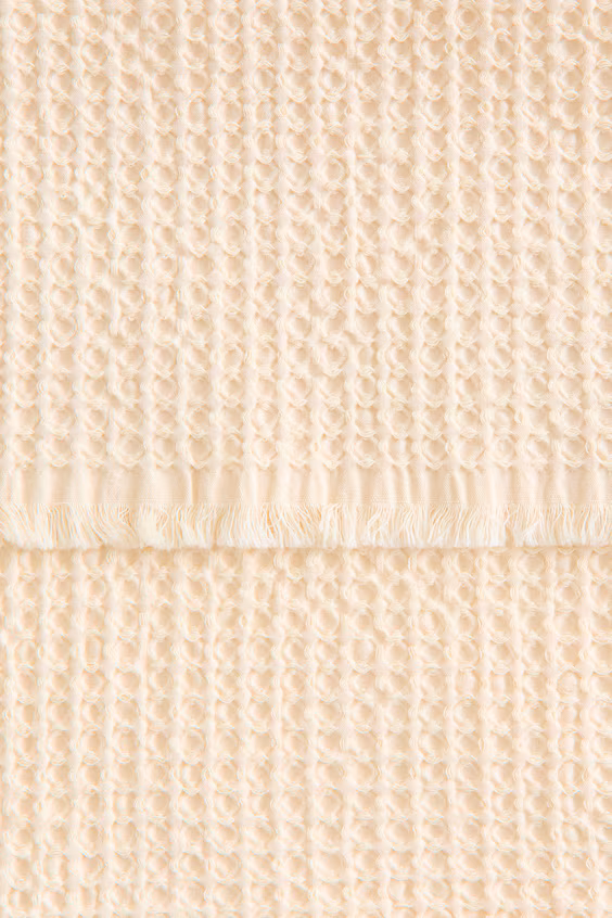 Полотенце для ванной в ячеистом стиле