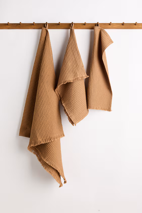 Полотенце для рук в ячеистом дизайне