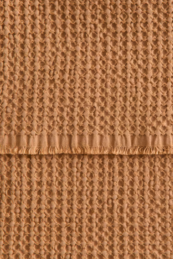 Полотенце для гостей в ячеистом дизайне