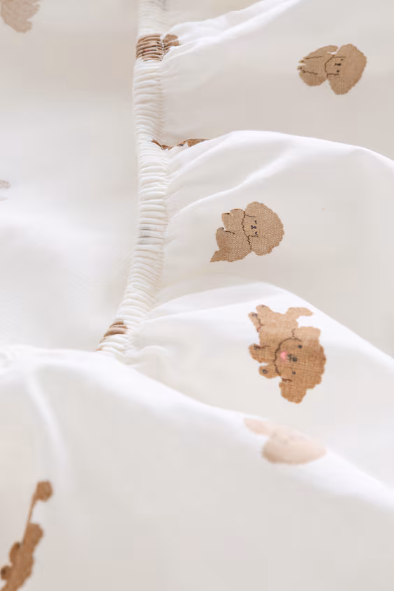 Простынь-чехол для детской кроватки