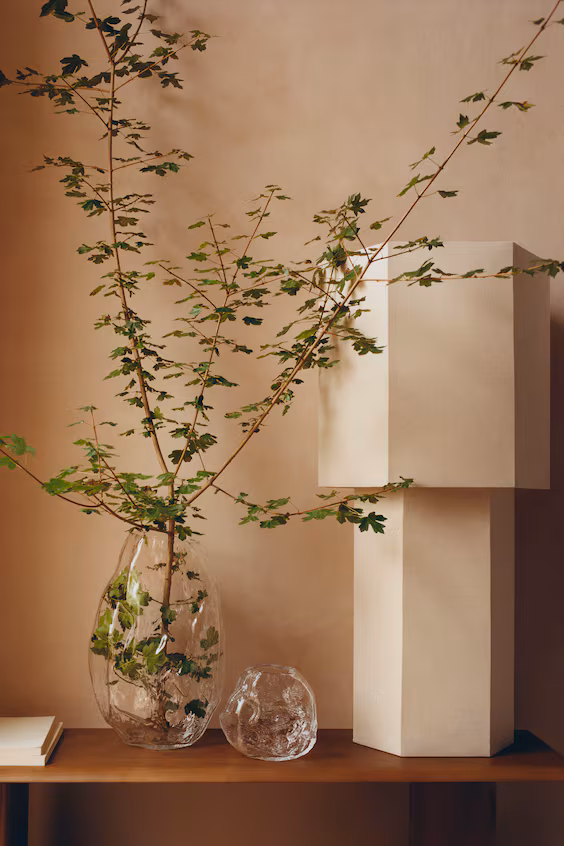 Маленькая ваза из текстурированного стекла