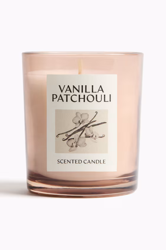 Ароматическая свеча в стеклянной подставке