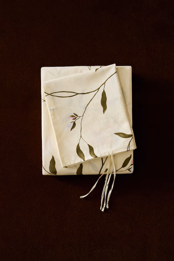 Комплект односпального одеяла с наволочкой