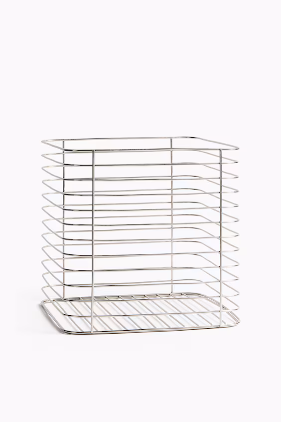 Плетеная корзина