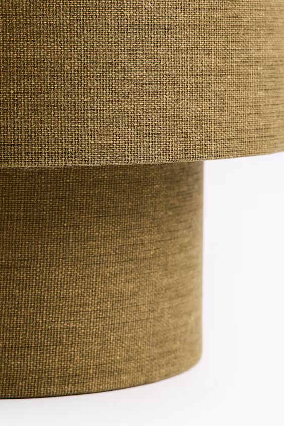 Маленькая настольная лампа