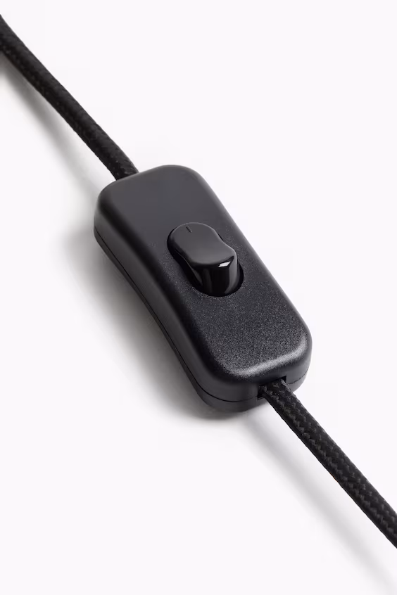 Настольная лампа из металла