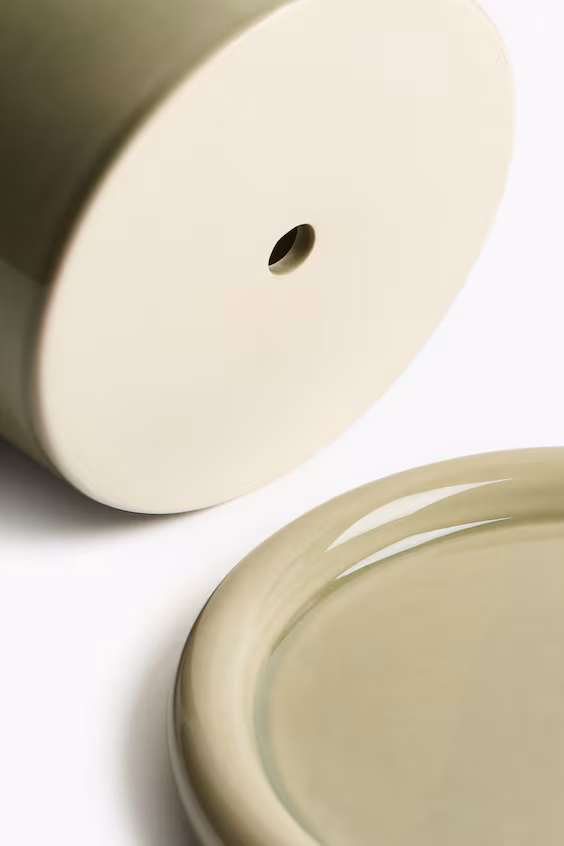 Ваза и поднос из фаянса