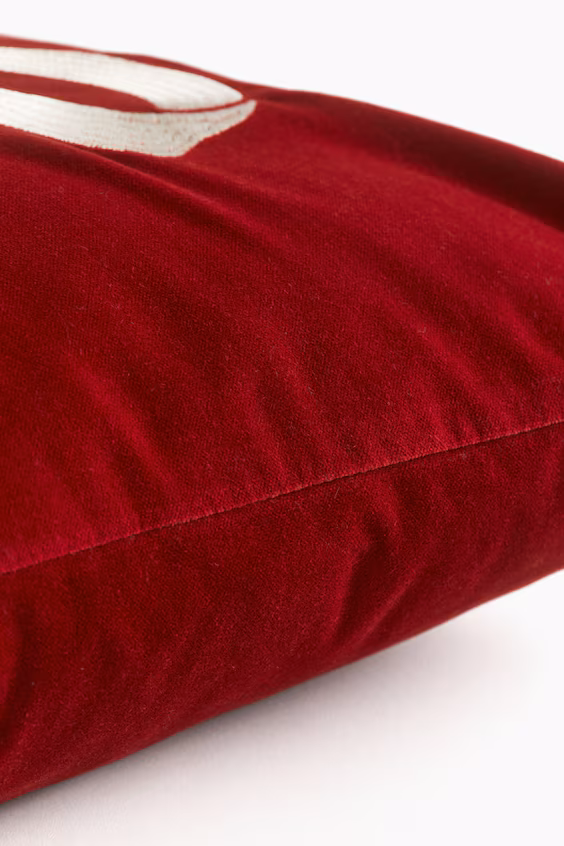 Подушка из вельвета