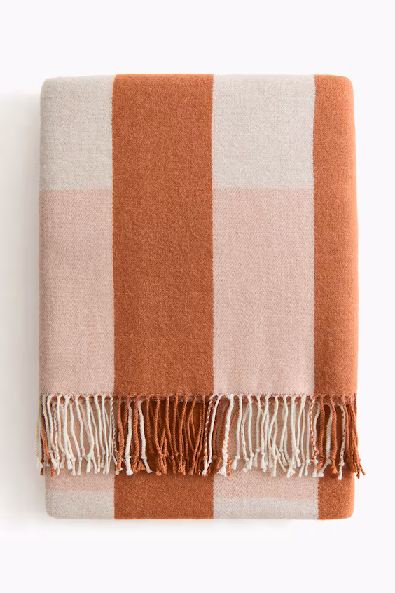 Покрывало из ткани с жаккардовым узором