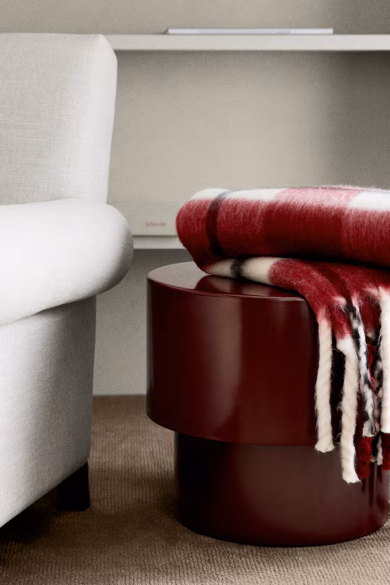 Покрывало из шерсти с узором