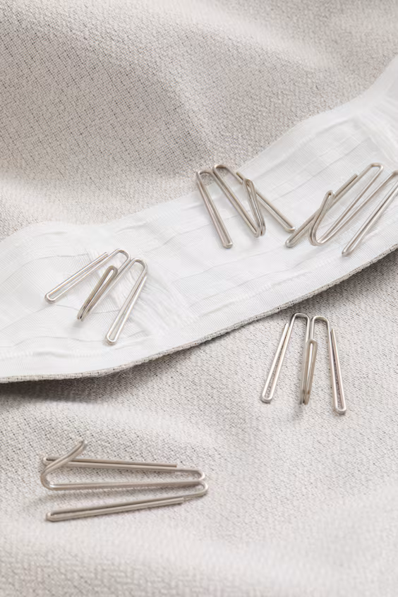 Полупрозрачный занавес на одну широкую и длинную дверь