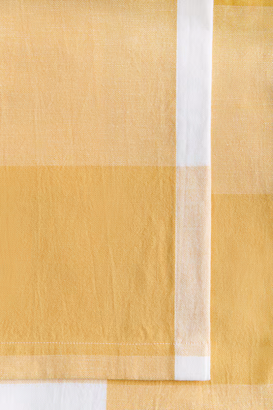 Скатерть из смеси льна