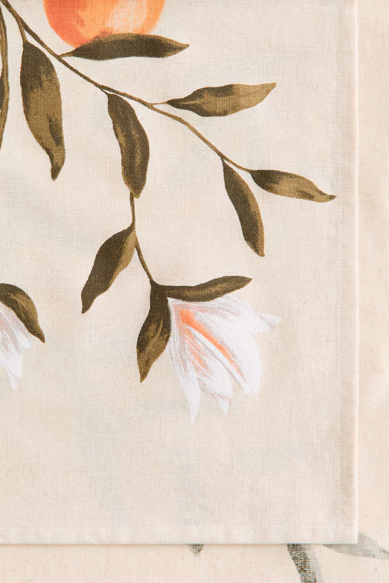 Скатерть с узором из смеси льна