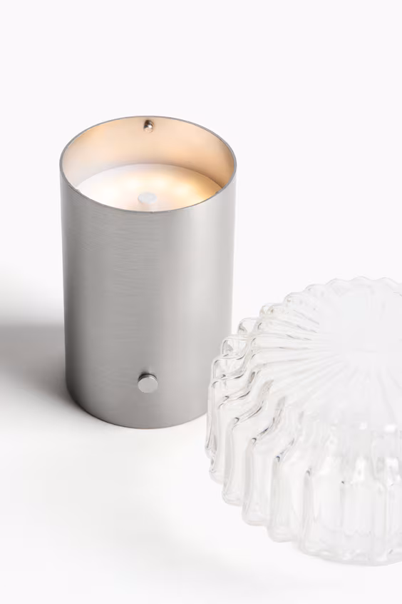 Подзаряжаемая настольная лампа