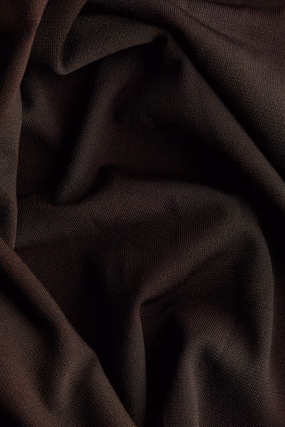 Мини-платье с деталями накидки