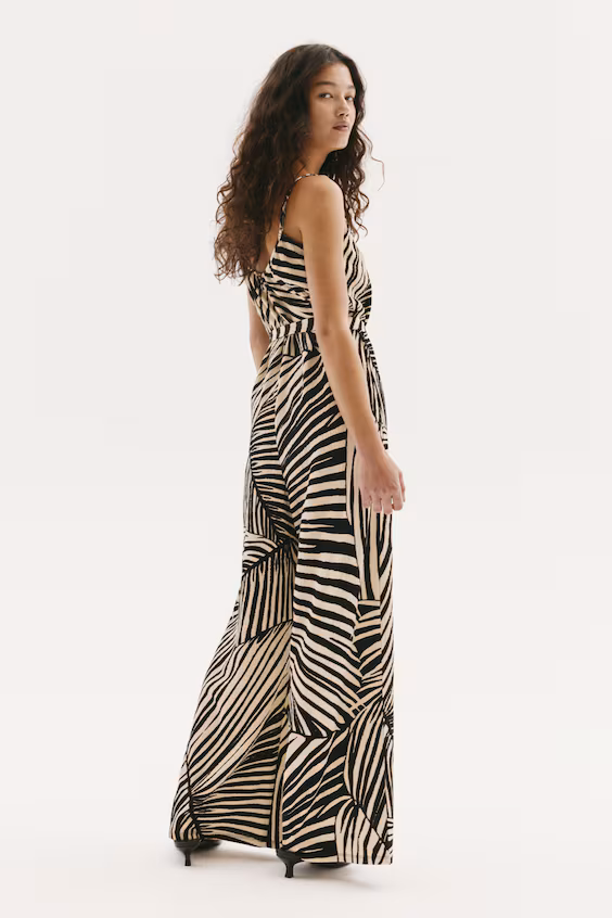 Комбинезон с поясом на завязках