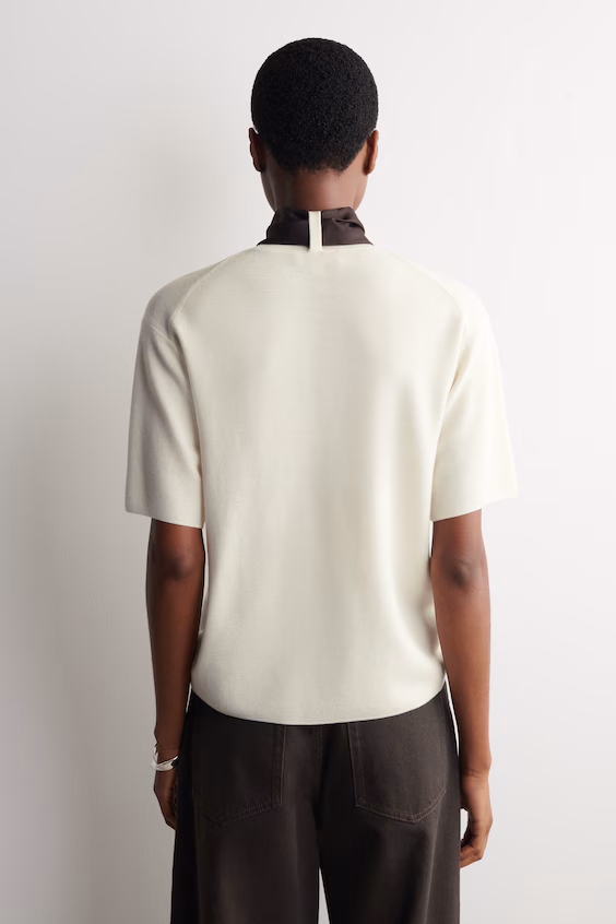 Свитер из мериносовой шерсти с деталями платка