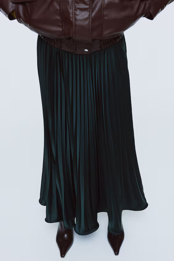 Длинная плиссированная юбка