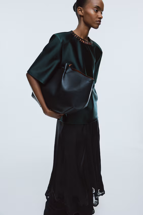 Свитер с наполнителями