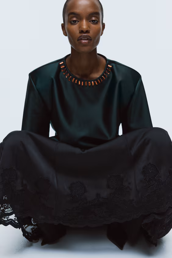 Свитер с наполнителями