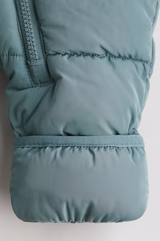 Костюм для зимы с меховой подкладкой