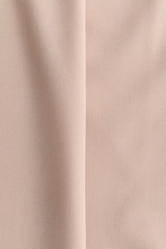 Широкие классические брюки