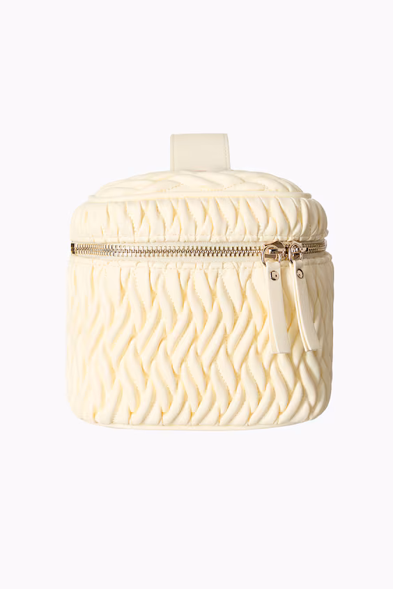 Квадратная стеганая косметичка