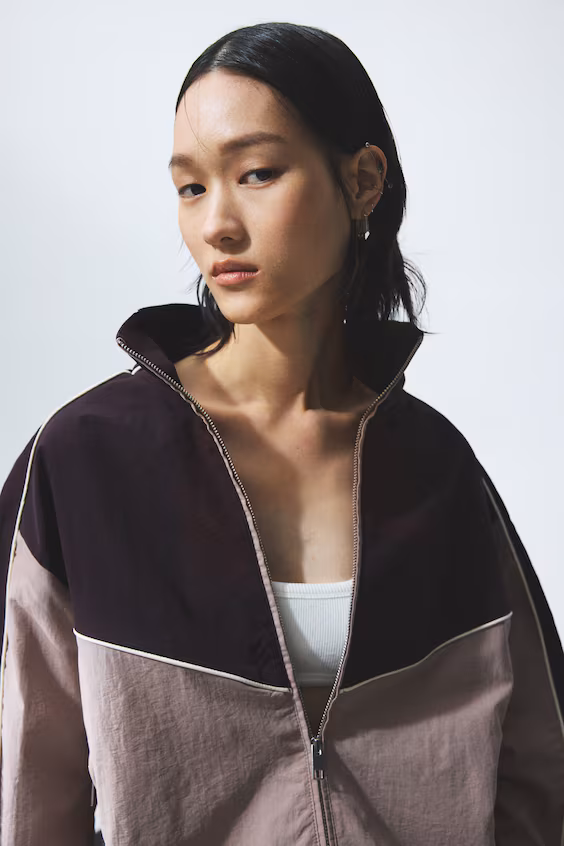 Нейлоновая спортивная куртка