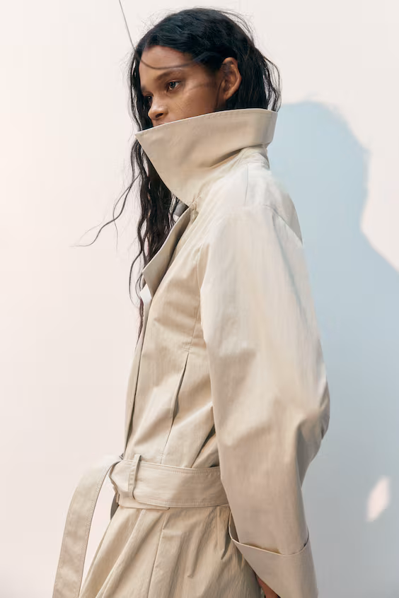 Плащ в стиле тренч