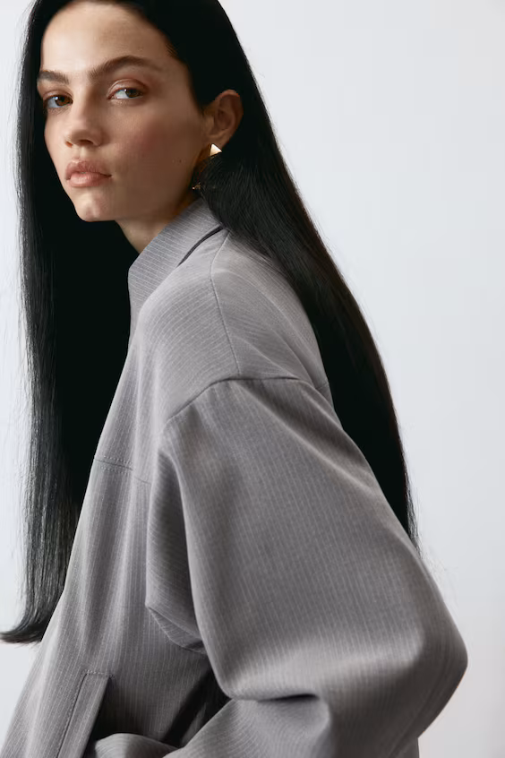 Ветровка с воротником