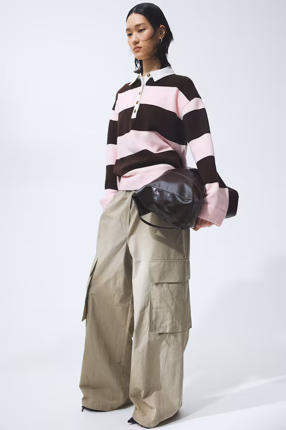 Свитер с воротником