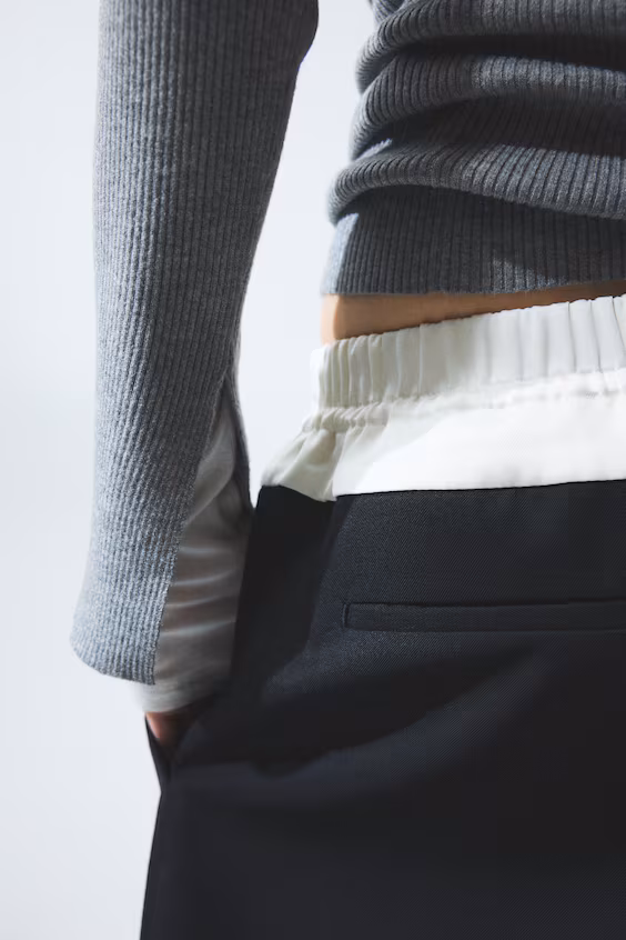 Свитер в рубчик