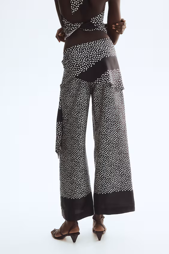 Брюки с юбкой