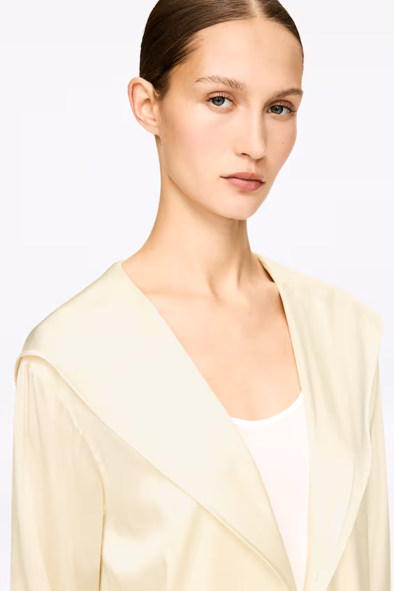 Халат из эластичного шелка