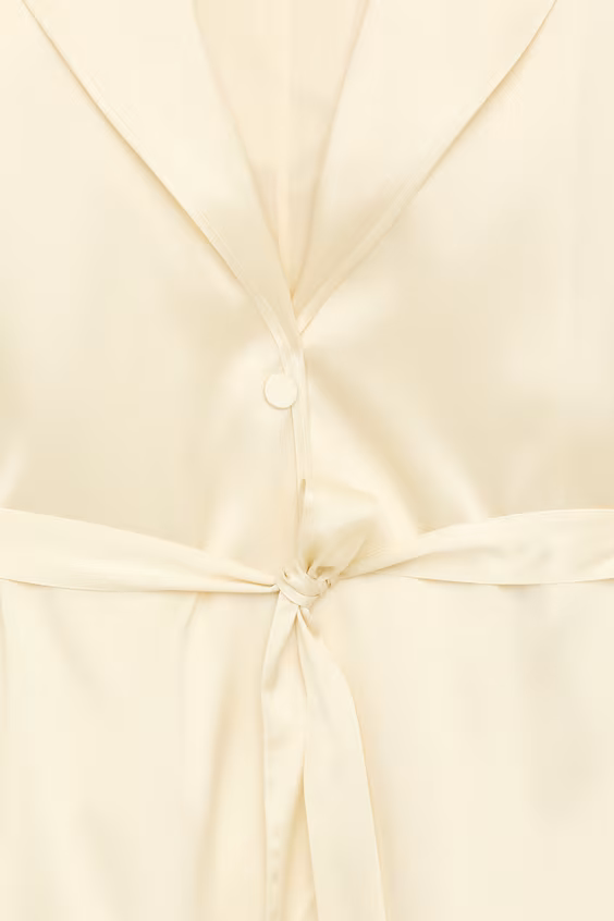 Халат из эластичного шелка