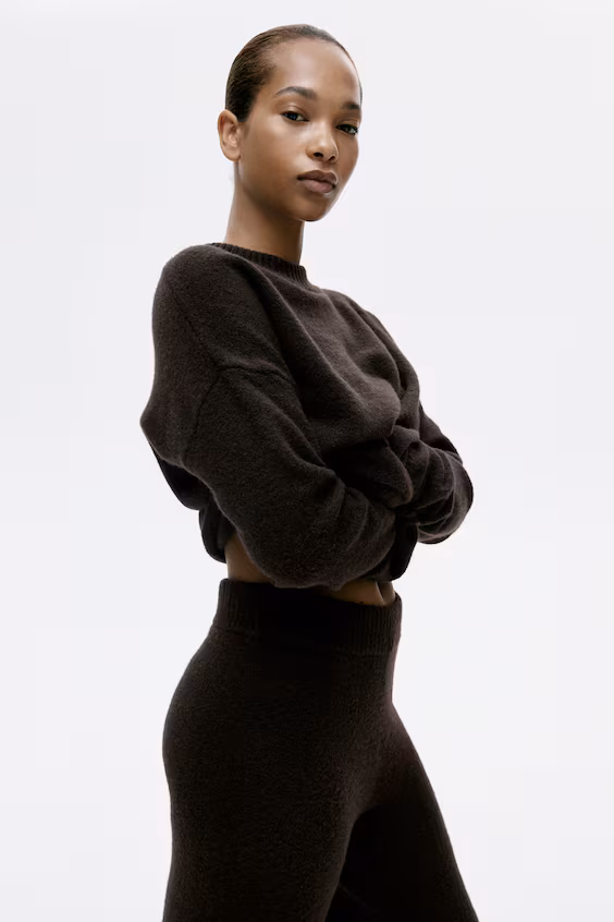 Брюки из тонкого вязаного полотна