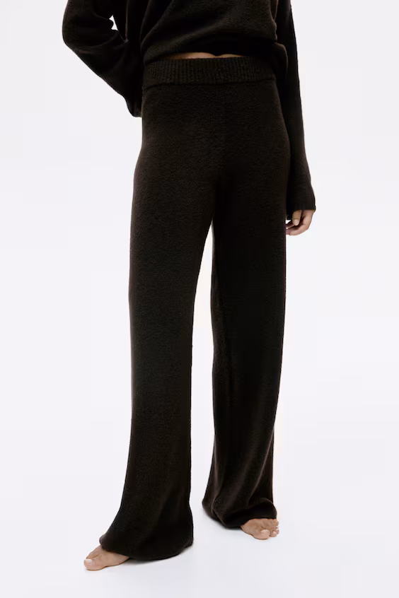 Брюки из тонкого вязаного полотна