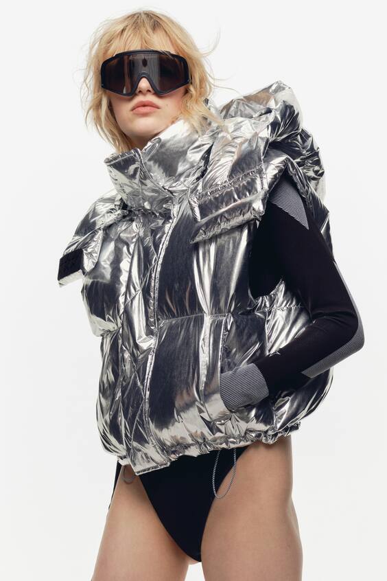 Жилет из перьев, отталкивающий воду